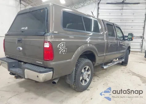 2016 Ford F-250 Lariat из США, поврежденный, VIN 1FT7W2B68GEA63497